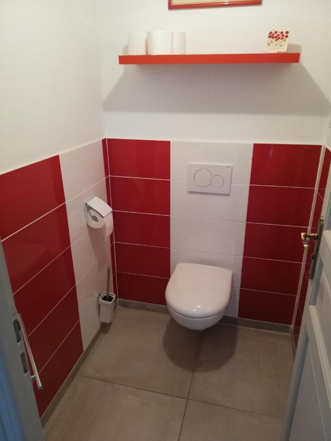 Appartement De Plain Pied Dans La Verdure Yerres Luaran gambar